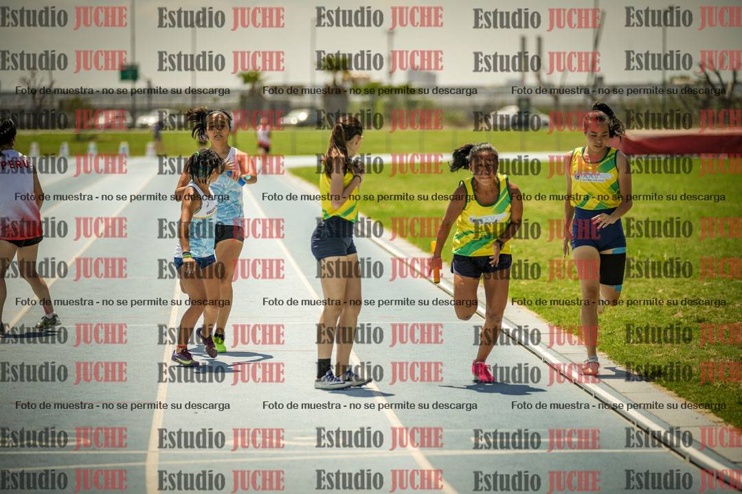 Fotos de las Postas 4x400mts de mujeres LIBRE - FINAL