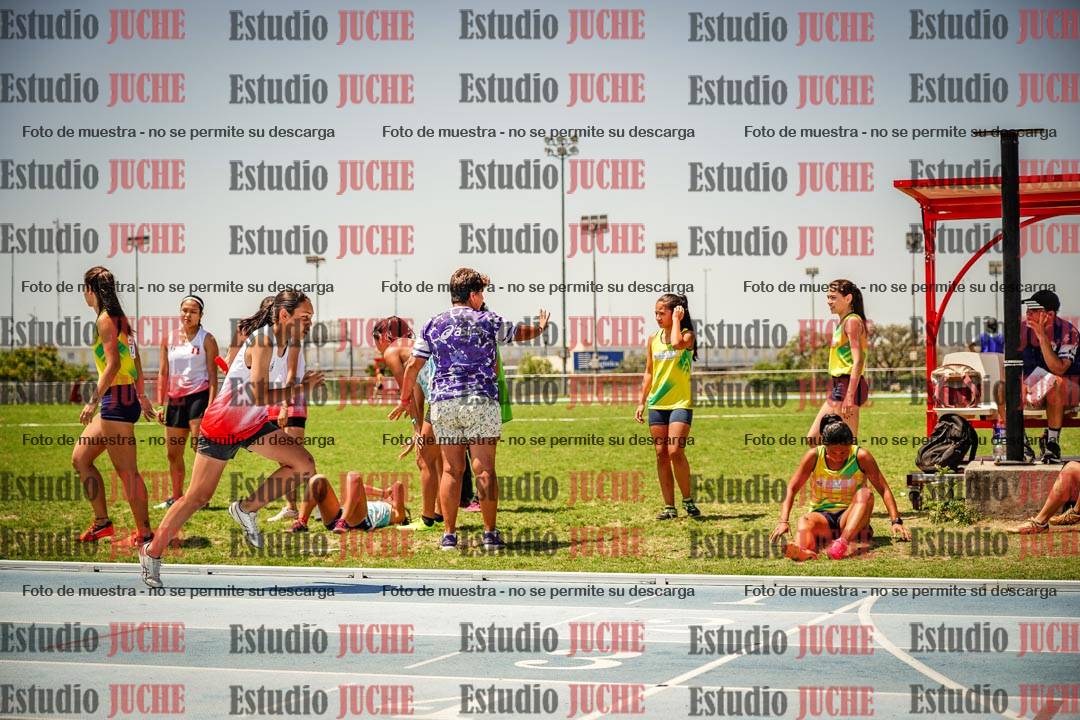 Fotos de las Postas 4x400mts de mujeres LIBRE - FINAL