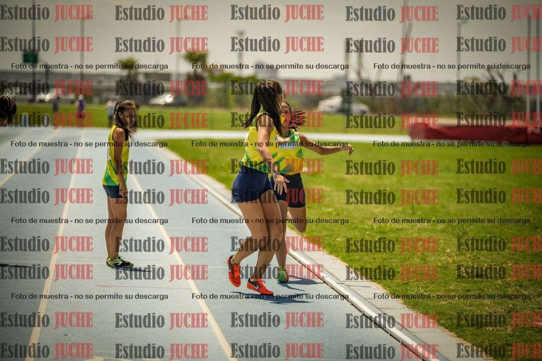 Fotos de las Postas 4x400mts de mujeres LIBRE - FINAL
