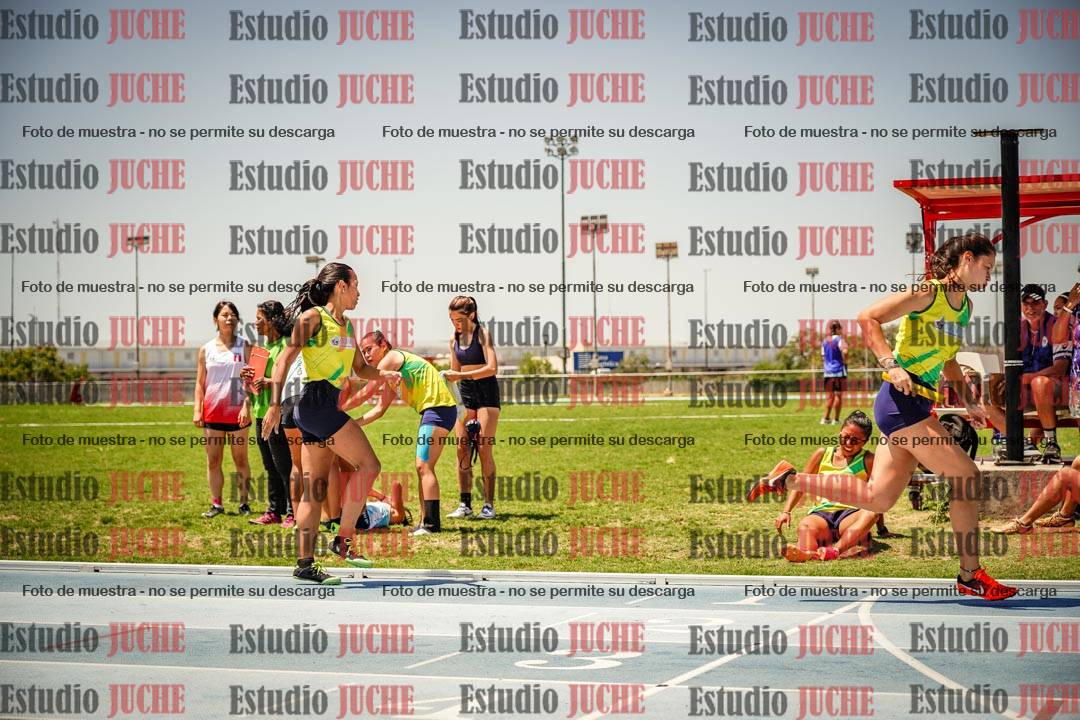 Fotos de las Postas 4x400mts de mujeres LIBRE - FINAL
