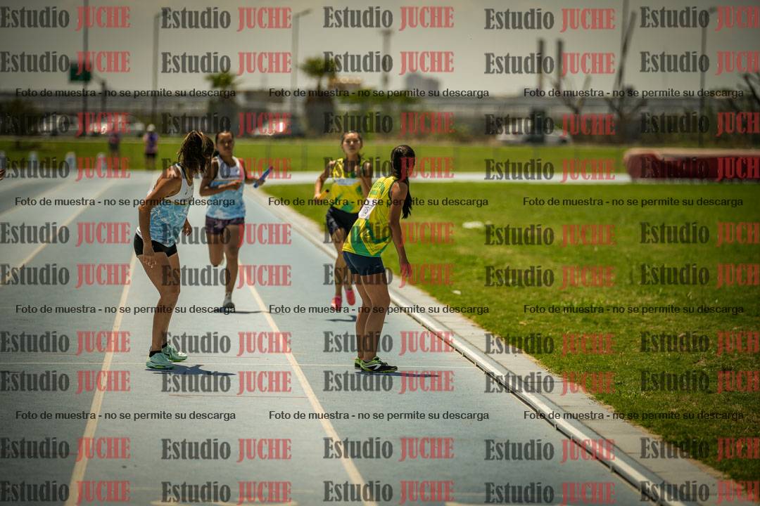 Fotos de las Postas 4x400mts de mujeres LIBRE - FINAL