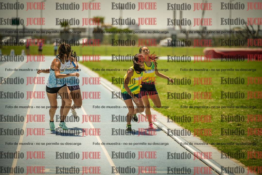 Fotos de las Postas 4x400mts de mujeres LIBRE - FINAL