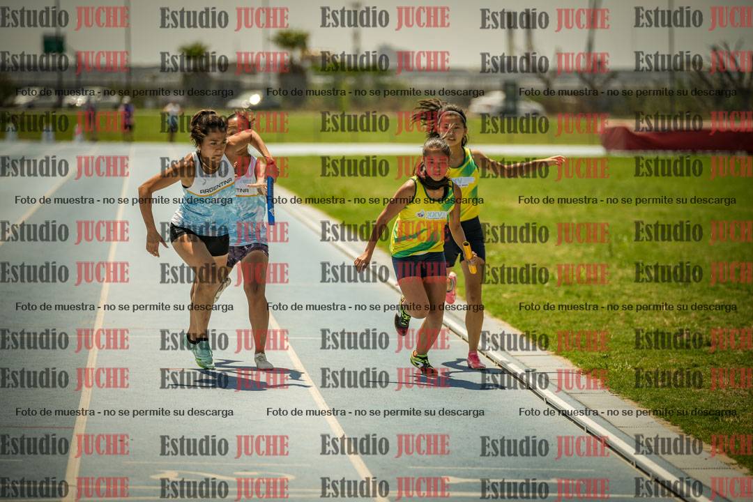 Fotos de las Postas 4x400mts de mujeres LIBRE - FINAL