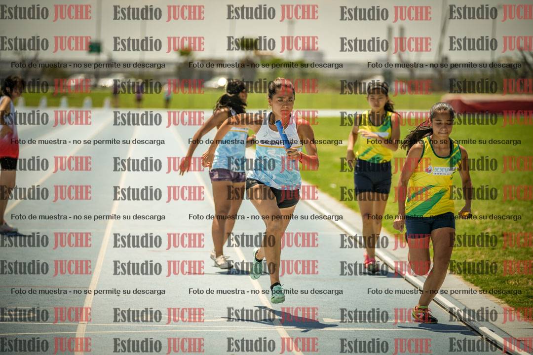 Fotos de las Postas 4x400mts de mujeres LIBRE - FINAL