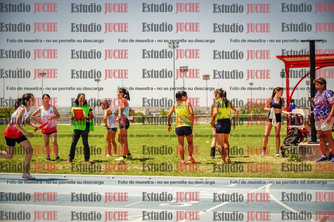 Fotos de las Postas 4x400mts de mujeres LIBRE - FINAL