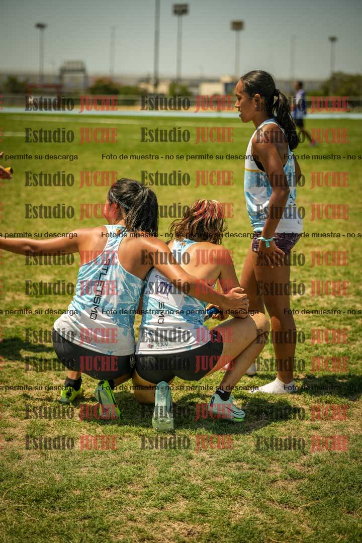 Fotos de las Postas 4x400mts de mujeres LIBRE - FINAL
