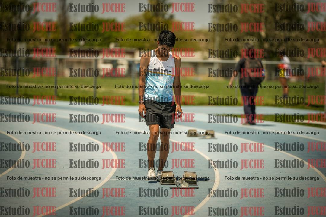 Fotos de las Postas 4x400mts de varones LIBRE - FINAL