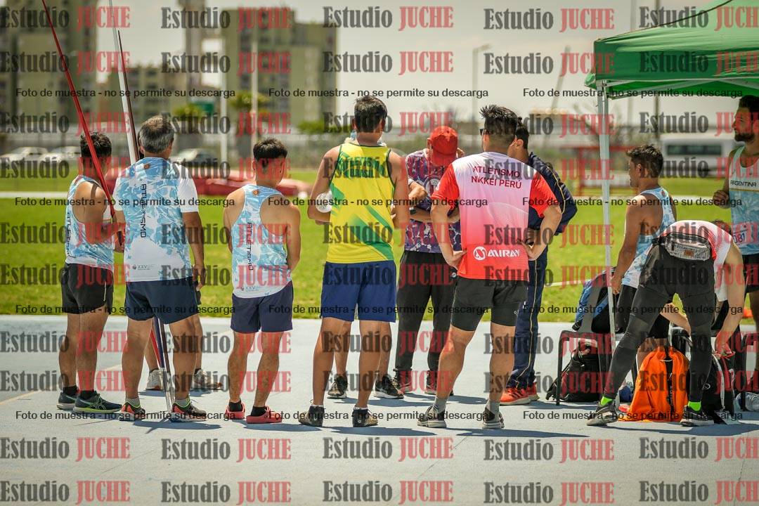 Fotos de algunos podios y extras del torneo