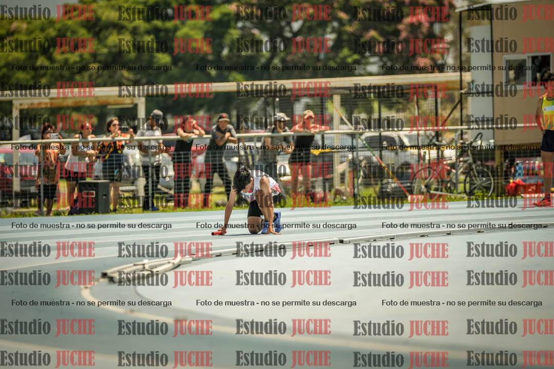 Fotos de las Postas 4x400mts de varones LIBRE - FINAL