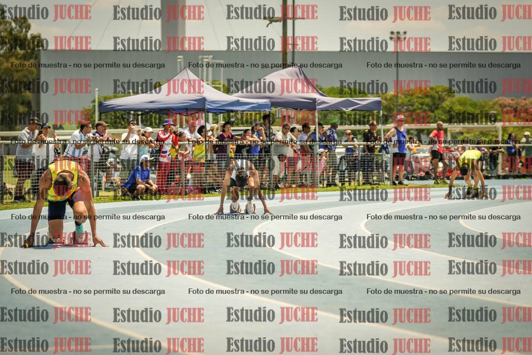 Fotos de las Postas 4x400mts de varones LIBRE - FINAL