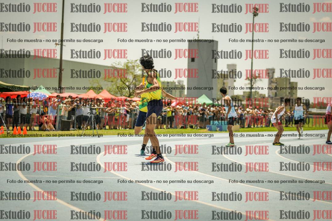 Fotos de las Postas 4x400mts de varones LIBRE - FINAL