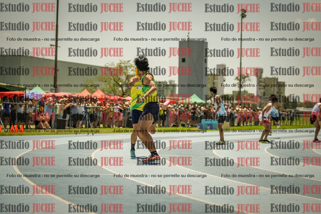 Fotos de las Postas 4x400mts de varones LIBRE - FINAL
