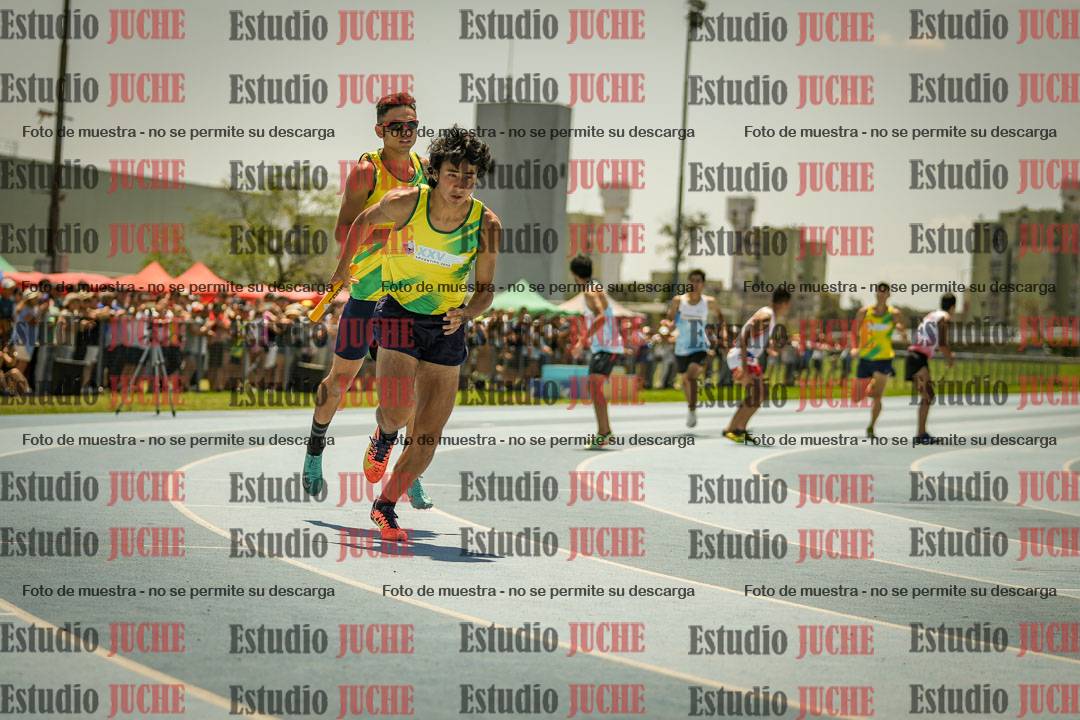 Fotos de las Postas 4x400mts de varones LIBRE - FINAL