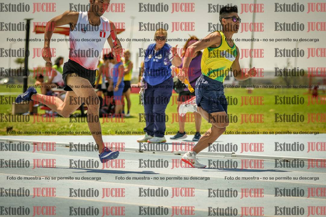Fotos de las Postas 4x400mts de varones LIBRE - FINAL