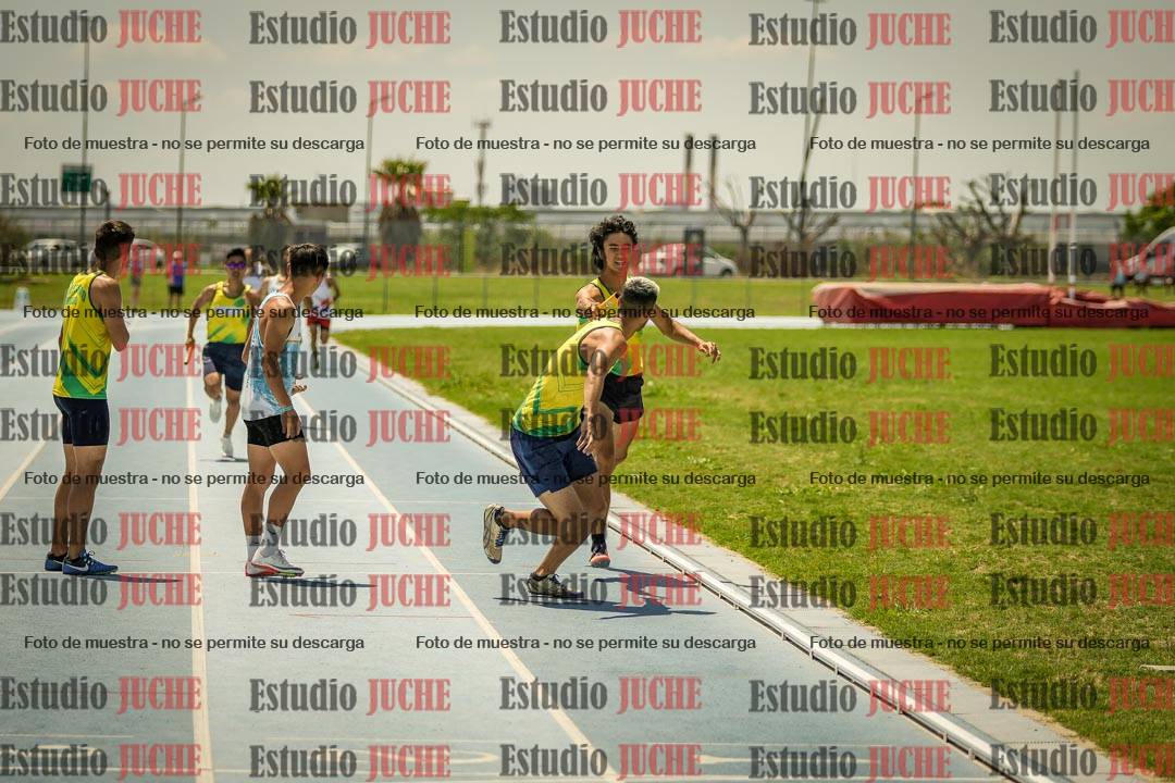Fotos de las Postas 4x400mts de varones LIBRE - FINAL