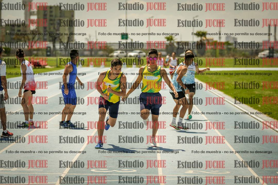 Fotos de las Postas 4x400mts de varones LIBRE - FINAL