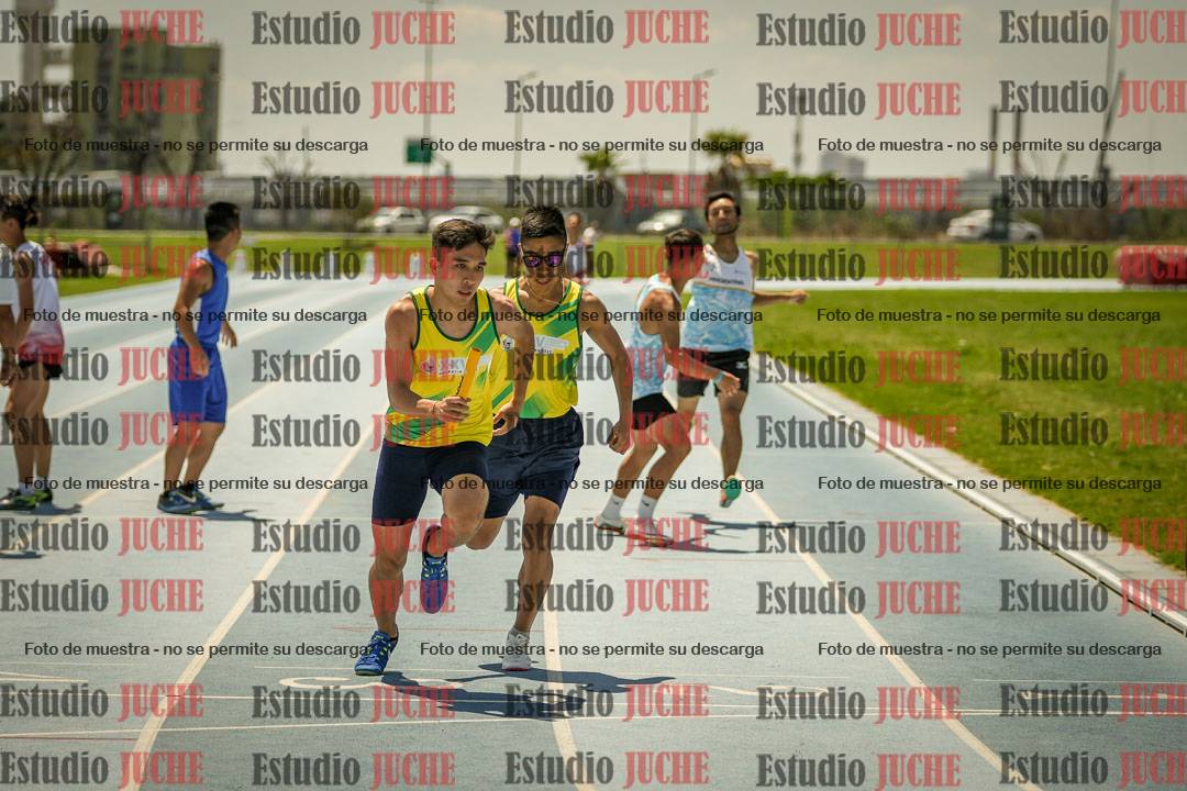 Fotos de las Postas 4x400mts de varones LIBRE - FINAL