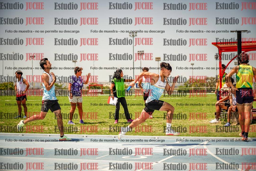 Fotos de las Postas 4x400mts de varones LIBRE - FINAL