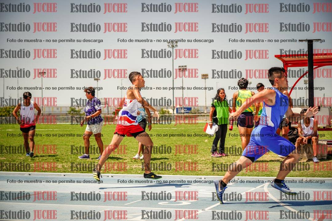 Fotos de las Postas 4x400mts de varones LIBRE - FINAL