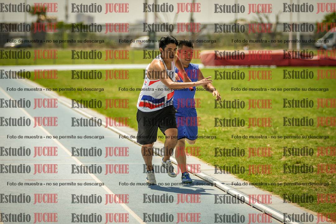 Fotos de las Postas 4x400mts de varones LIBRE - FINAL