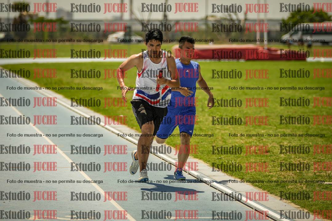 Fotos de las Postas 4x400mts de varones LIBRE - FINAL