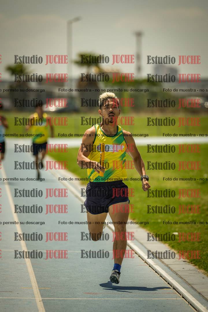 Fotos de las Postas 4x400mts de varones LIBRE - FINAL