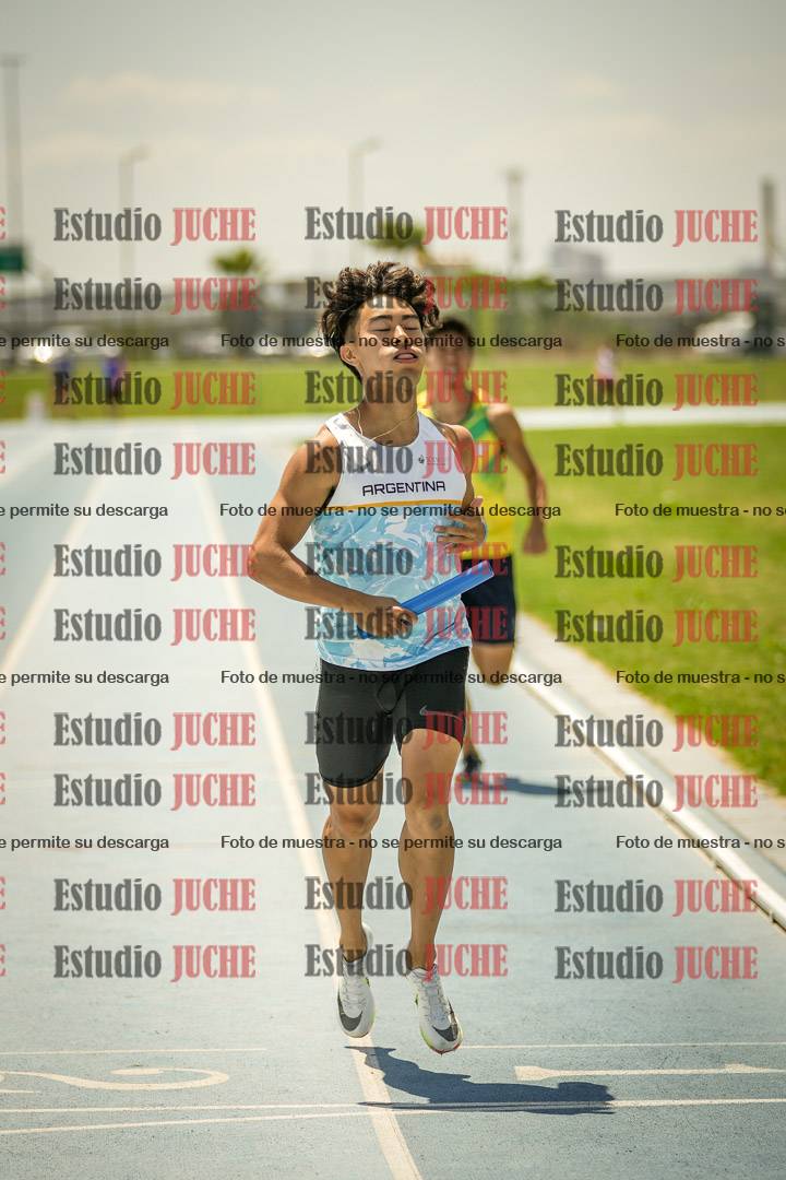Fotos de las Postas 4x400mts de varones LIBRE - FINAL