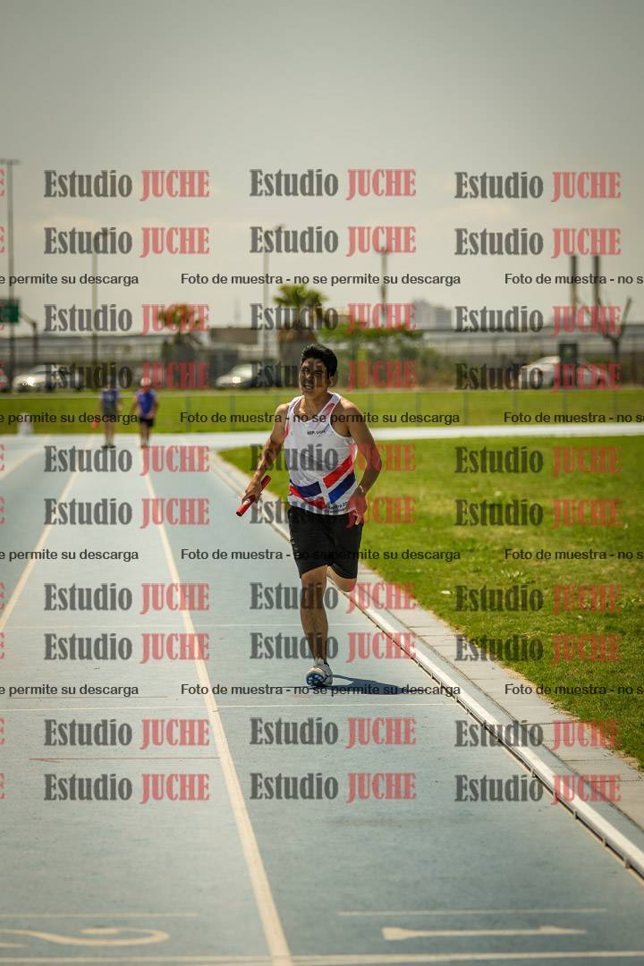 Fotos de las Postas 4x400mts de varones LIBRE - FINAL