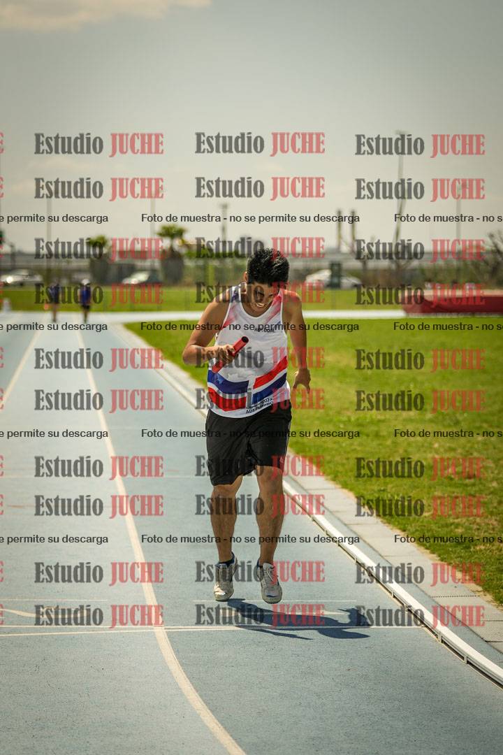 Fotos de las Postas 4x400mts de varones LIBRE - FINAL