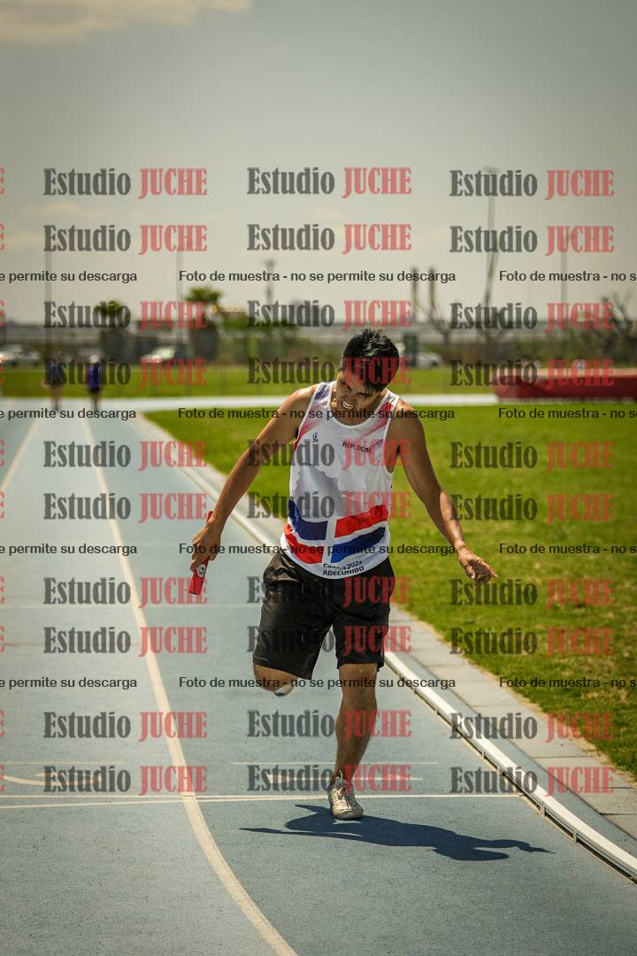 Fotos de las Postas 4x400mts de varones LIBRE - FINAL