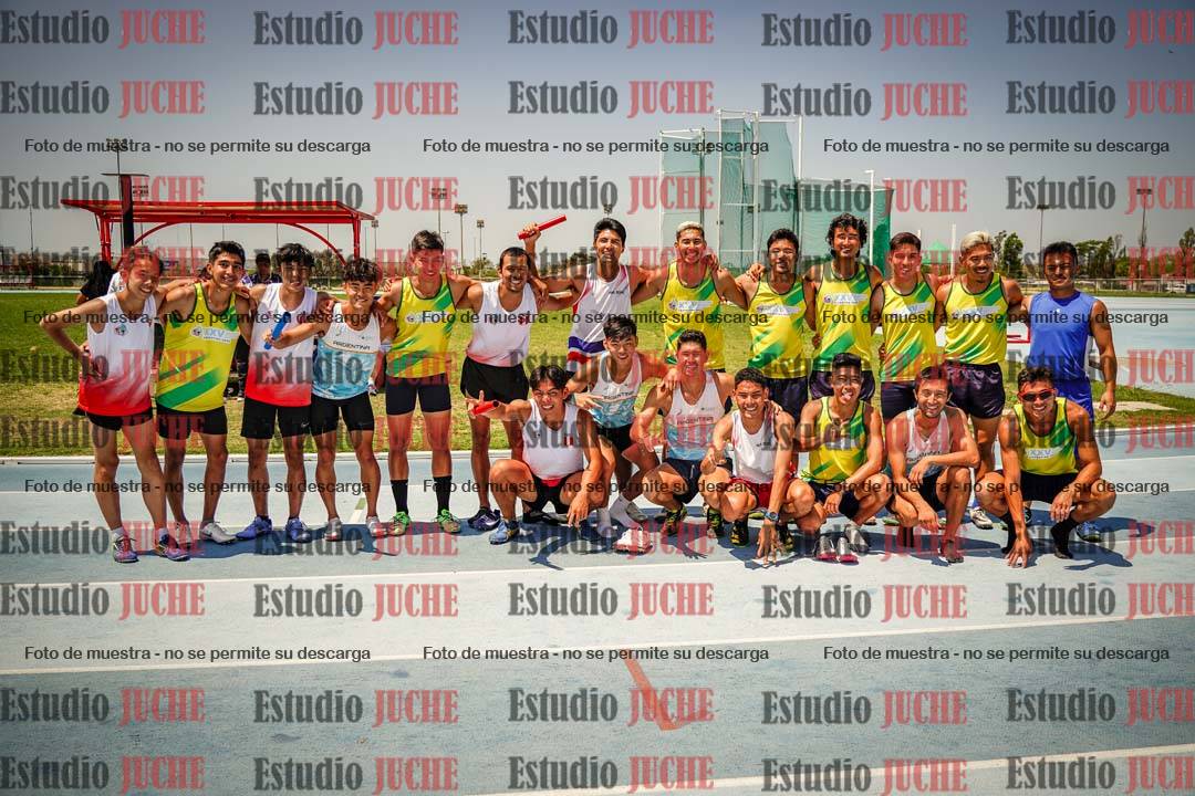 Fotos de las Postas 4x400mts de varones LIBRE - FINAL