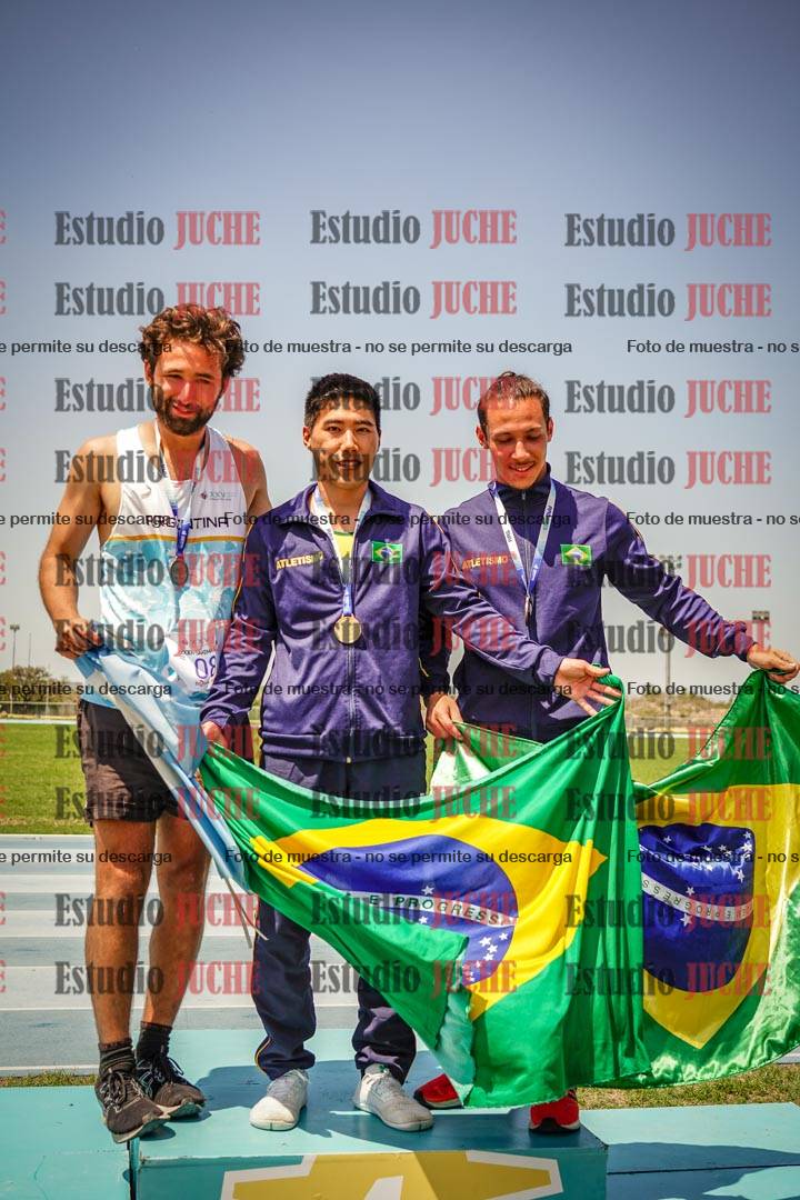 Fotos de algunos podios y extras del torneo