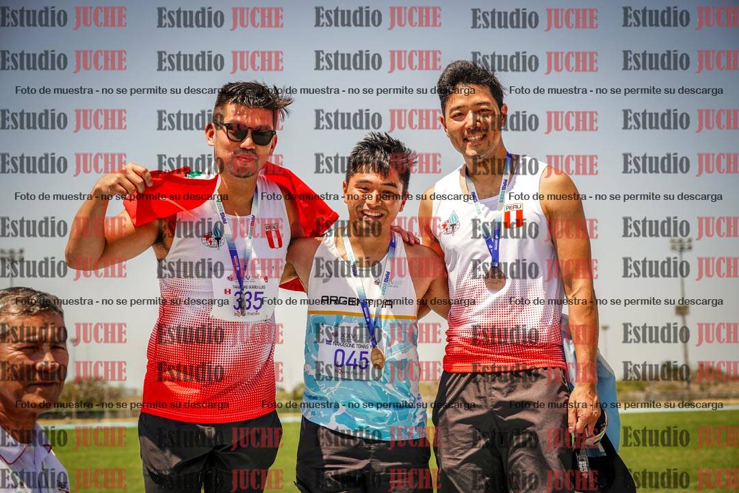 Fotos de algunos podios y extras del torneo