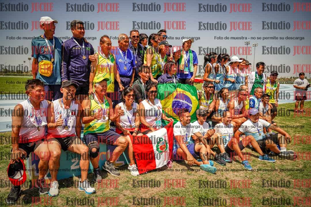 Fotos de algunos podios y extras del torneo