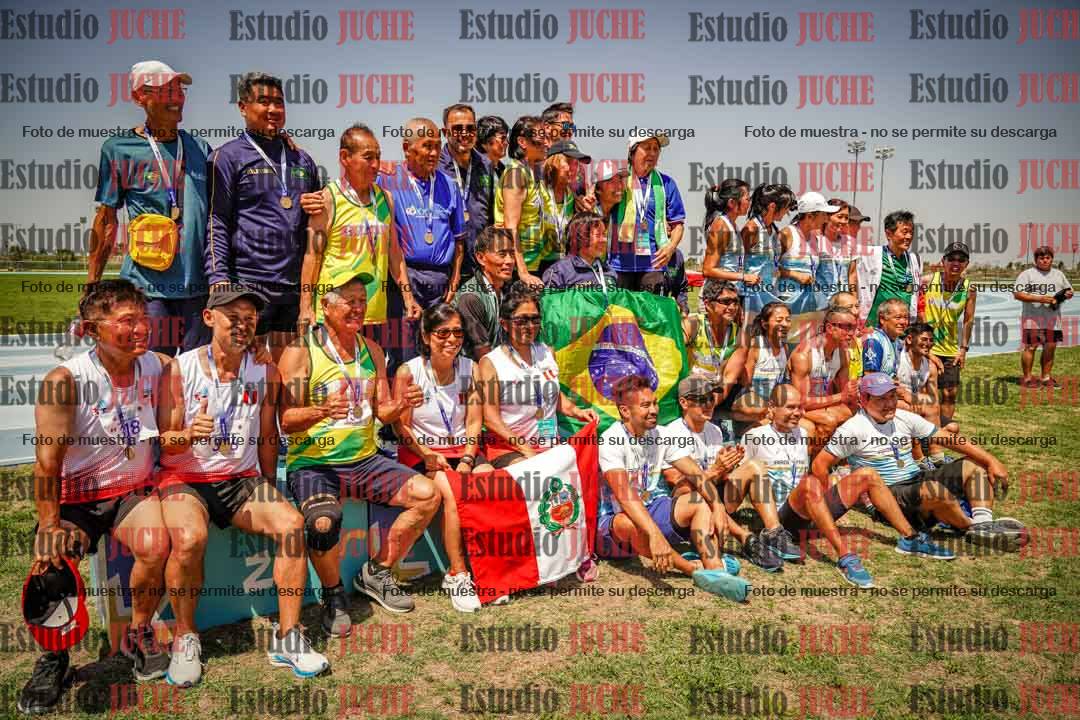 Fotos de algunos podios y extras del torneo