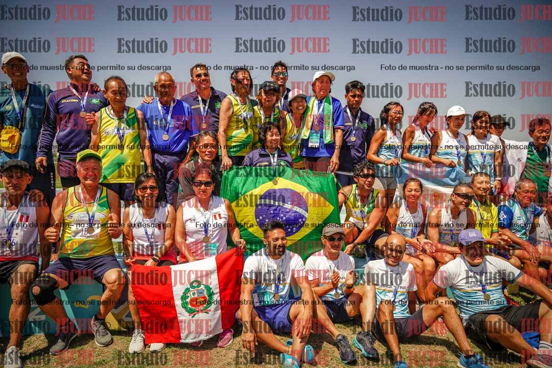 Fotos de algunos podios y extras del torneo