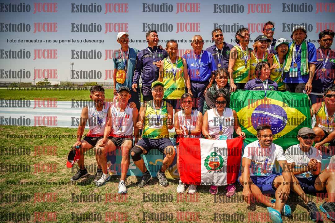 Fotos de algunos podios y extras del torneo