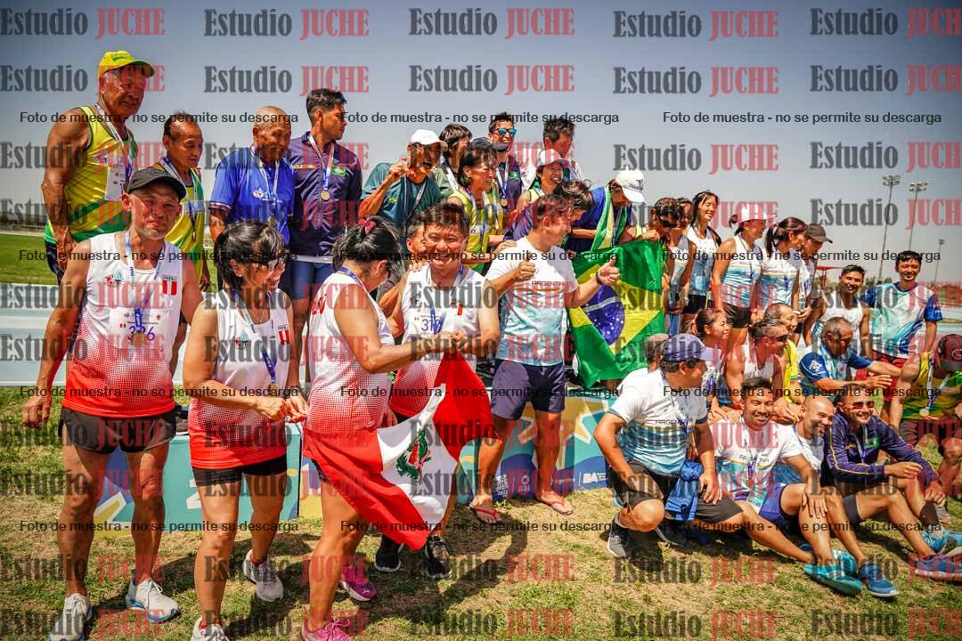 Fotos de algunos podios y extras del torneo