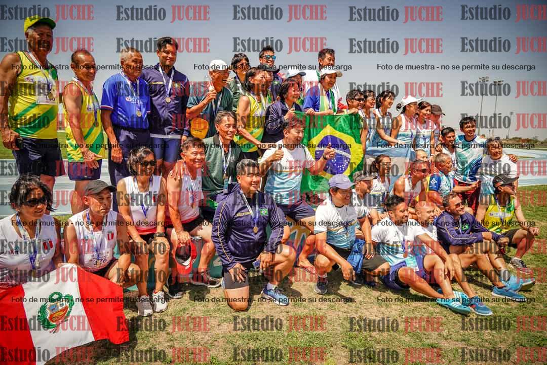Fotos de algunos podios y extras del torneo