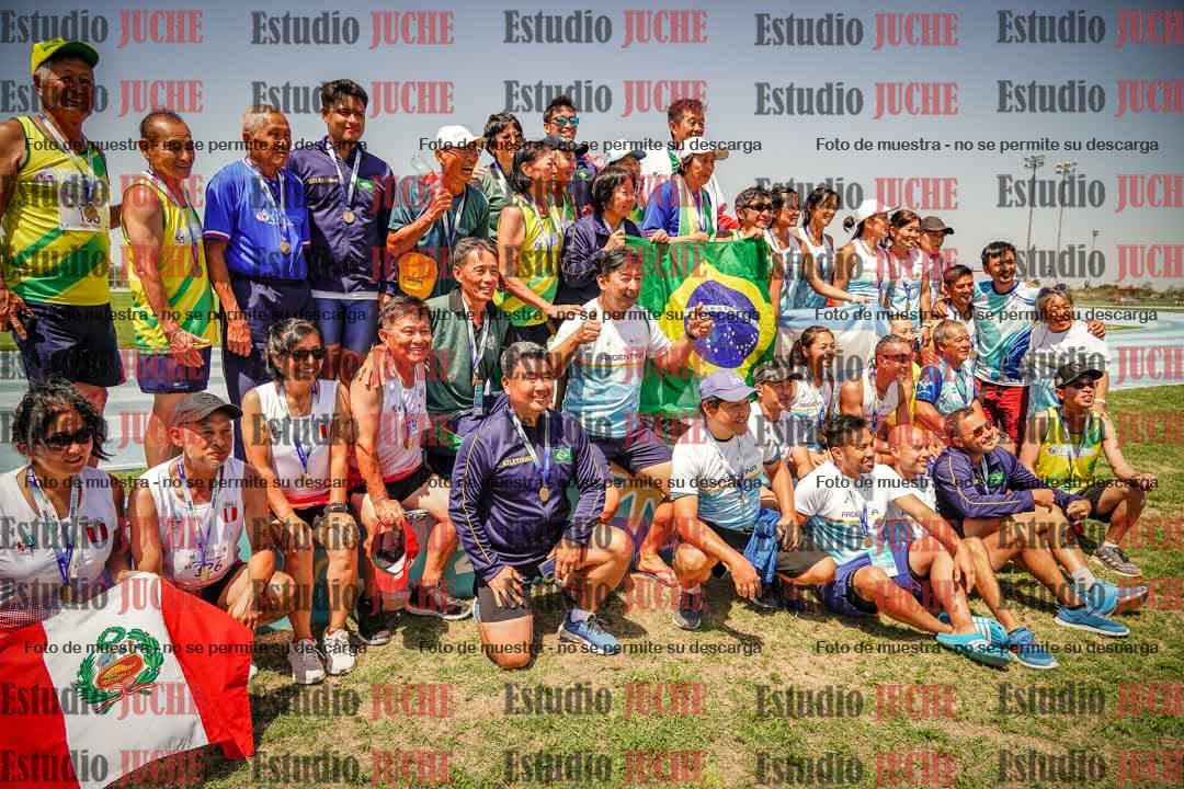 Fotos de algunos podios y extras del torneo