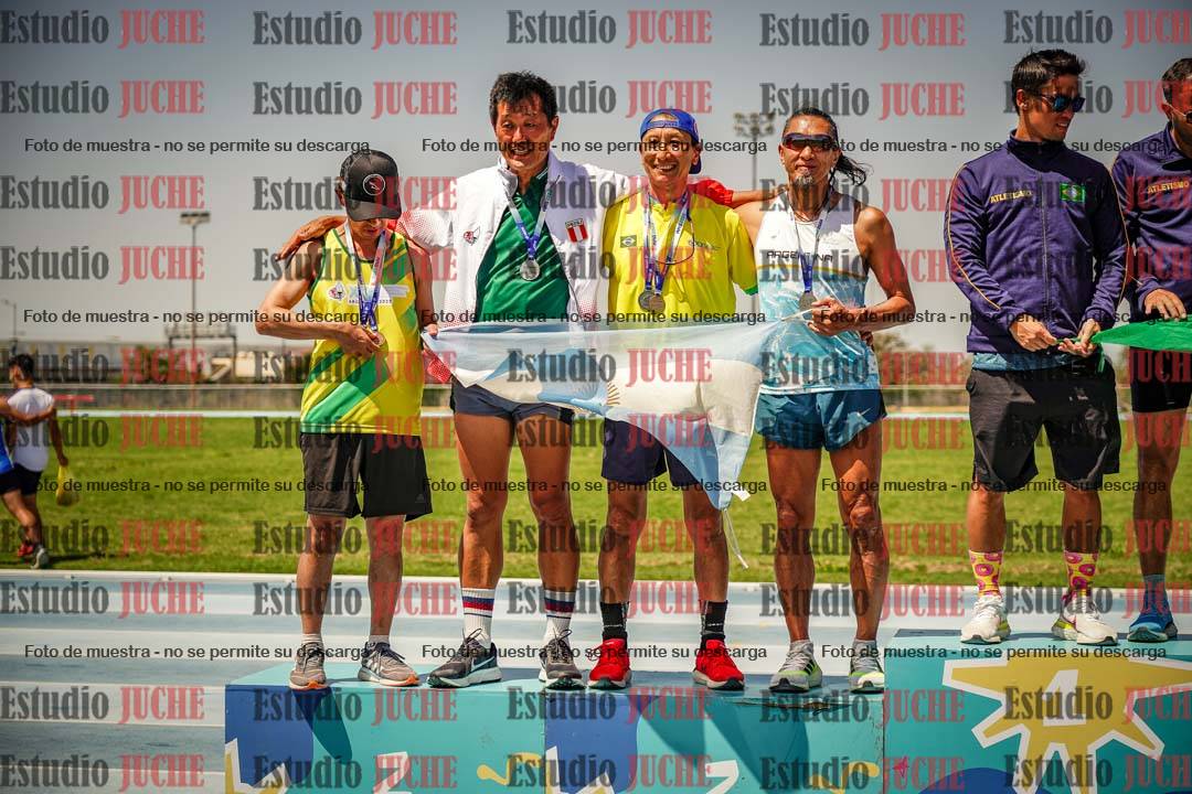 Fotos de algunos podios y extras del torneo