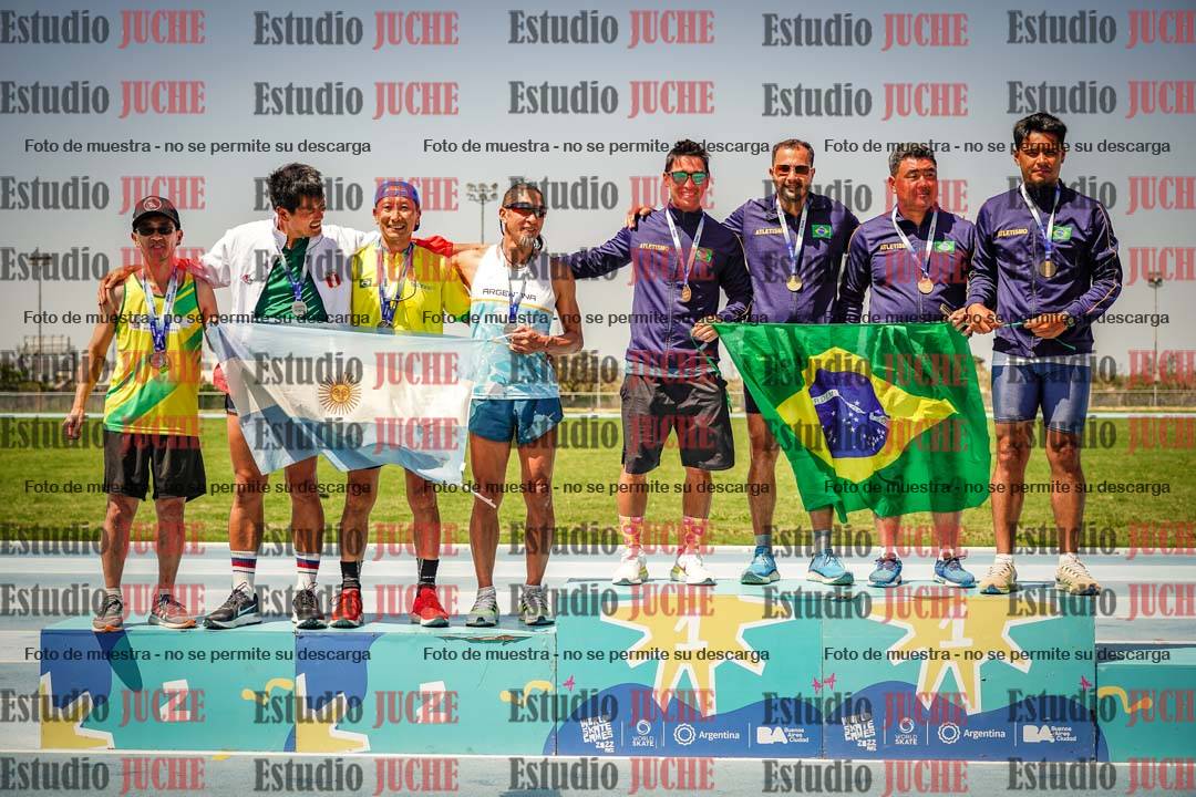 Fotos de algunos podios y extras del torneo