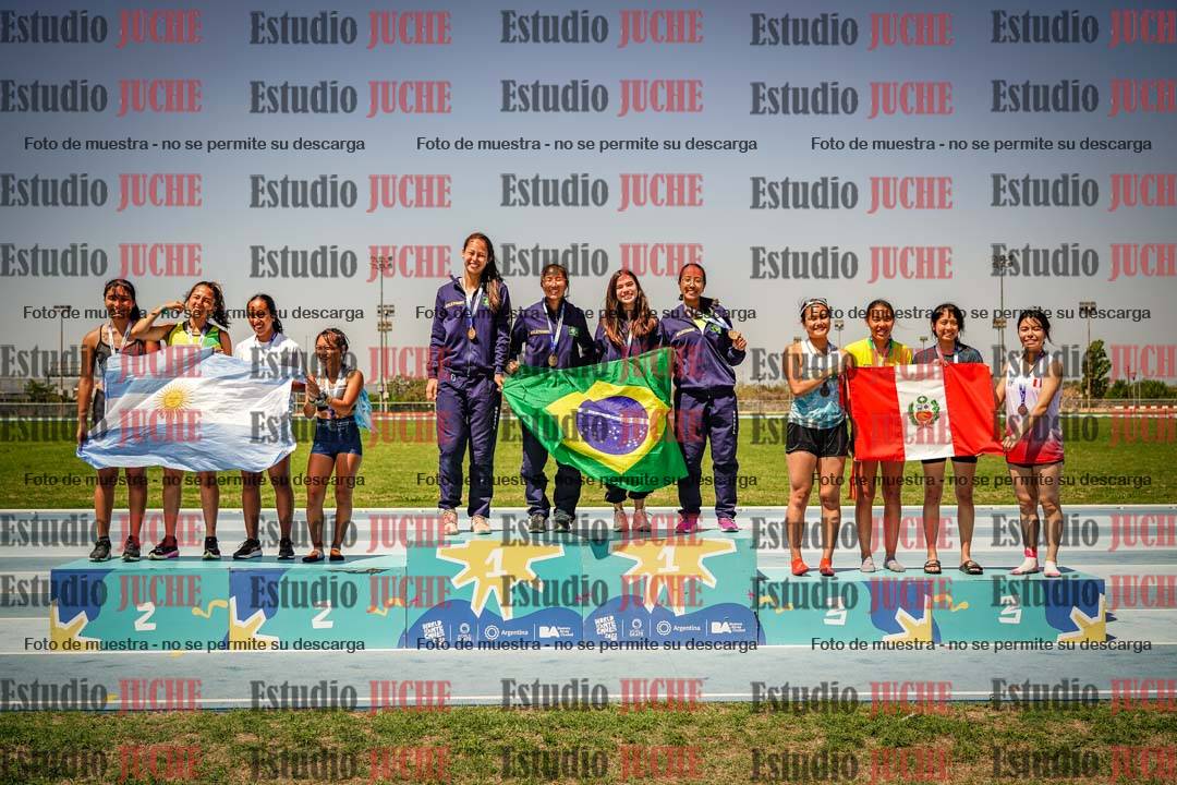 Fotos de algunos podios y extras del torneo
