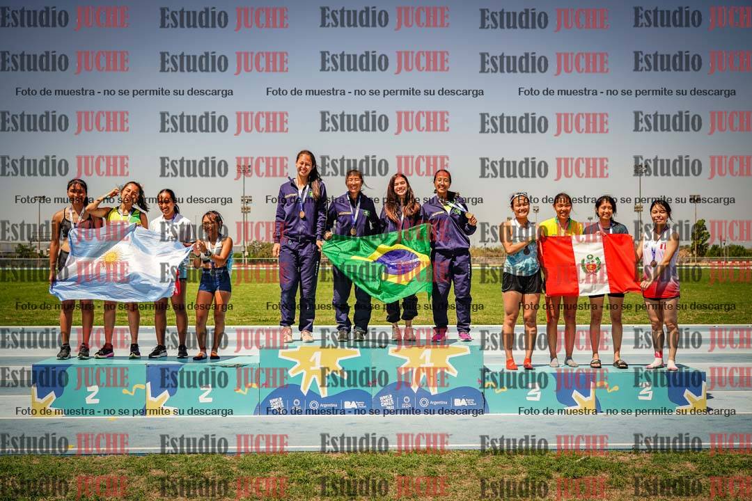 Fotos de algunos podios y extras del torneo