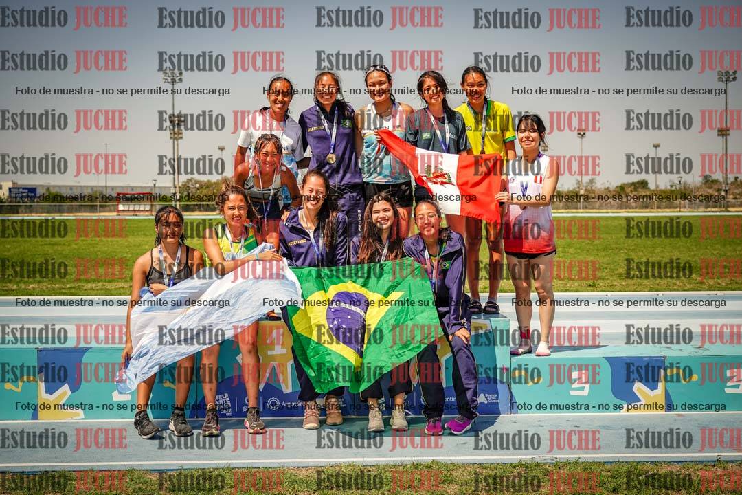 Fotos de algunos podios y extras del torneo