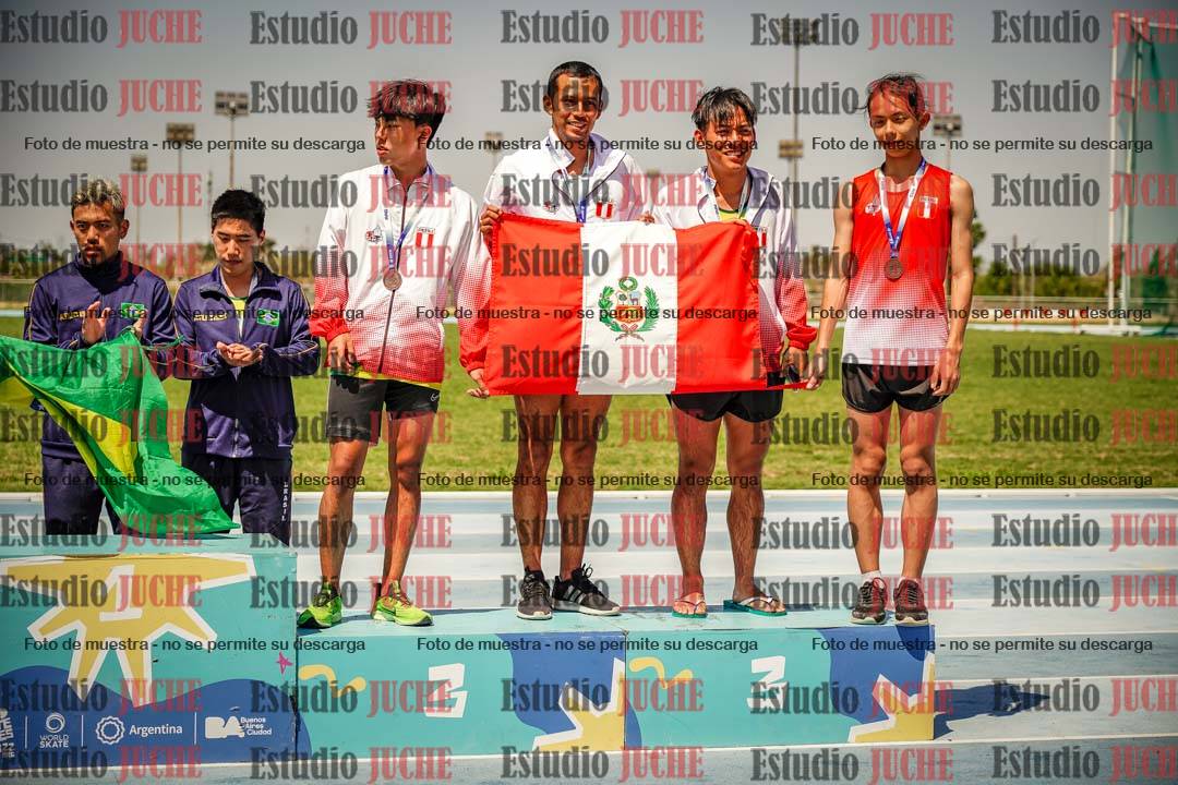 Fotos de algunos podios y extras del torneo