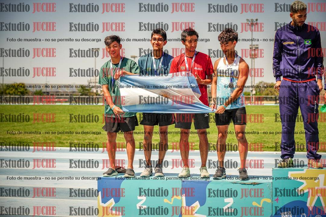 Fotos de algunos podios y extras del torneo
