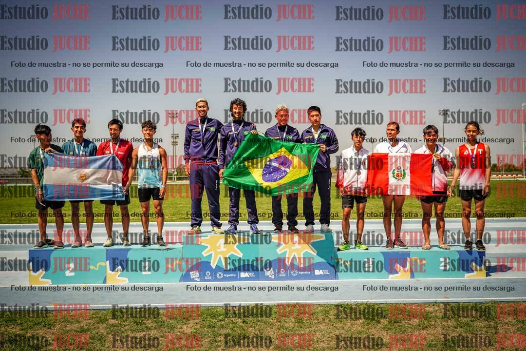 Fotos de algunos podios y extras del torneo