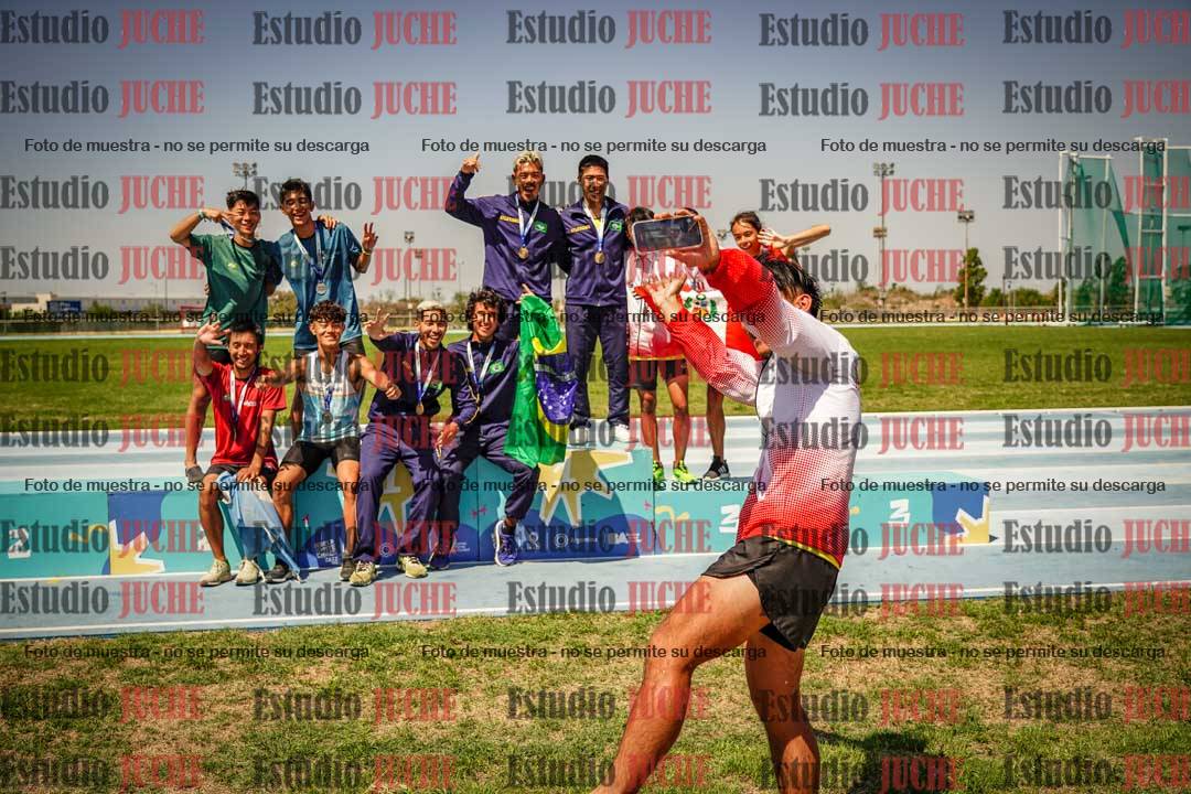 Fotos de algunos podios y extras del torneo