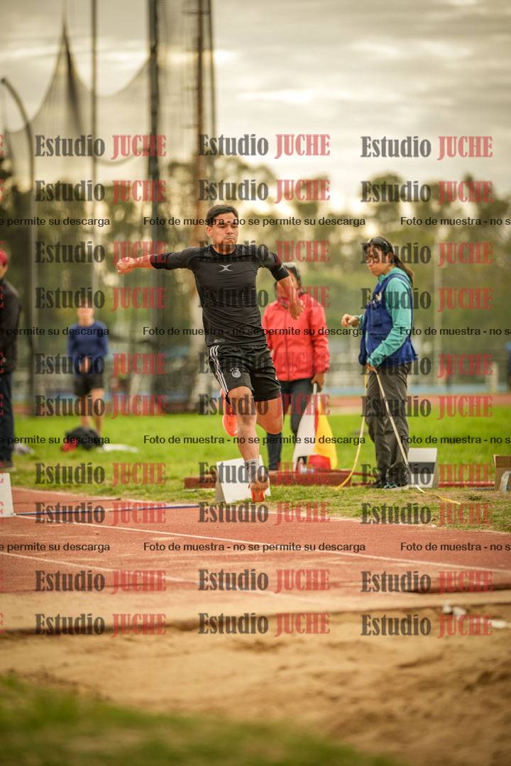 Fotos del salto triple - incluye todas las tandas